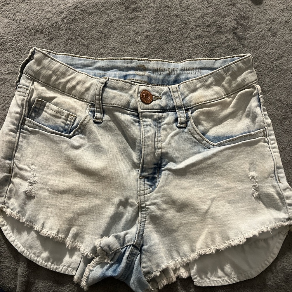 Light wash, high wasted shorts.
